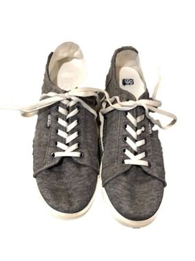 VANS Ortholite sneakers.  Size 7